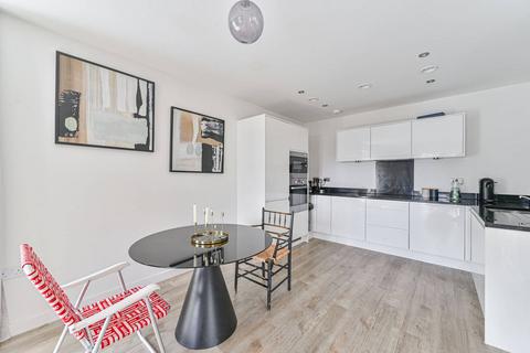 2 bedroom flat for sale, Bowen Drive, Greenwich, London, SE7