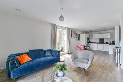 2 bedroom flat for sale, Bowen Drive, Greenwich, London, SE7
