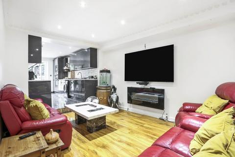 undefined, Shacklewell Lane, Dalston