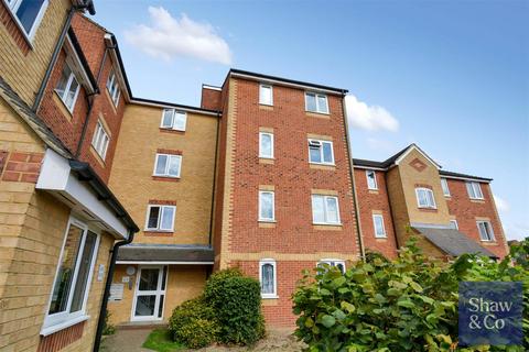 2 bedroom flat for sale, Burket Close, Southall UB2