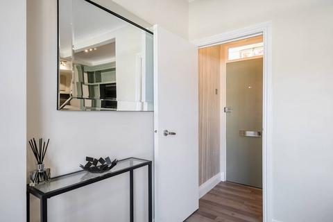 Studio for sale, Regency Place, Westminster, London, SW1P