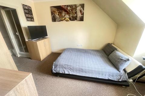 3 bedroom semi-detached house for sale, Castle Gardens, Kesgrave IP5