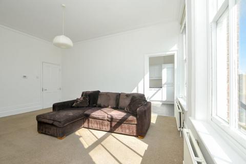 2 bedroom flat for sale, Green Lanes Stoke Newington London N16 9DB