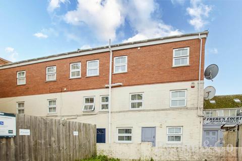undefined, Row, Great Yarmouth NR30