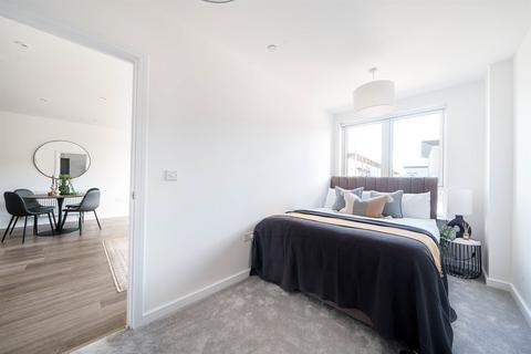 2 bedroom apartment to rent, 2 bed, 10th floor, Fairmont, Verona House in Beam Park