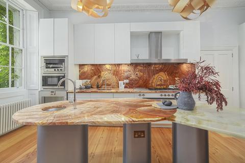 undefined, Endsleigh Street, London, WC1H