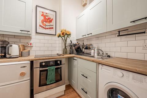1/2, 3 Ettrick Place, Glasgow, G43 1UA