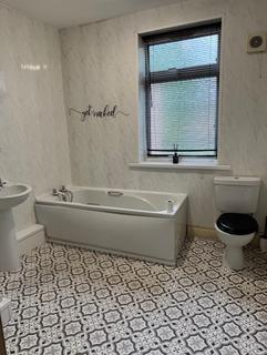 2 bedroom flat to rent, Ridley Gardens, Swalwell NE16