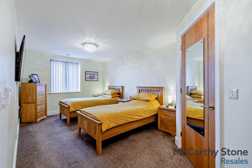 8628568-interior03-800.jpg