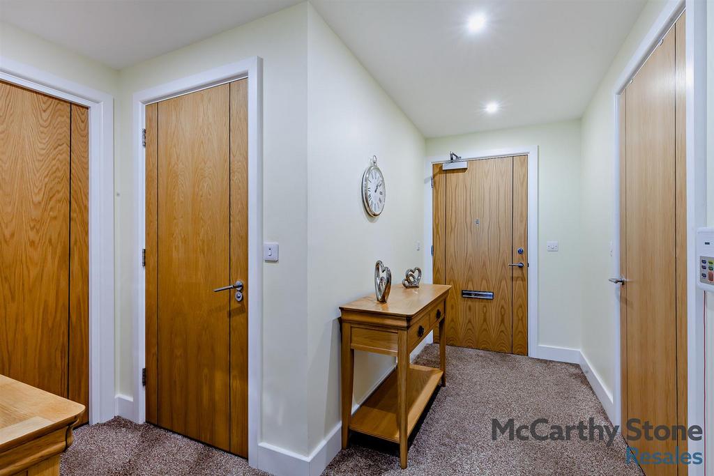8628568-interior15-800.jpg