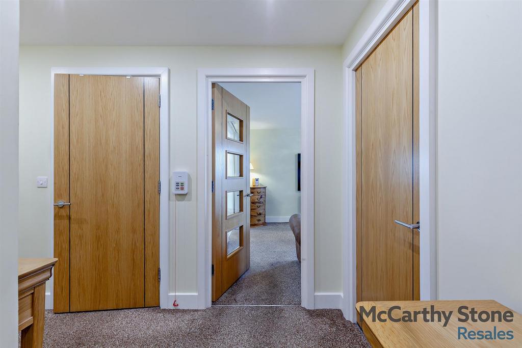 8628568-interior16-800.jpg