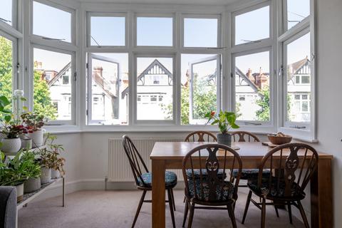 2 bedroom flat for sale, Brookview Road, London, SW16
