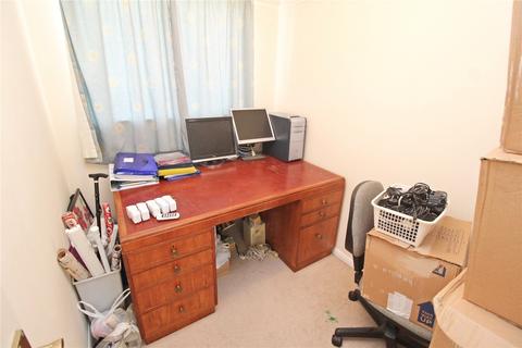 21 Aintree Close, Bletchley, Milton Keynes, MK3 5LP
