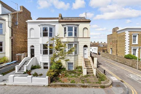 2 bedroom maisonette for sale, West Cliff Road, Ramsgate, Kent