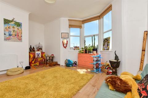 2 bedroom maisonette for sale, West Cliff Road, Ramsgate, Kent