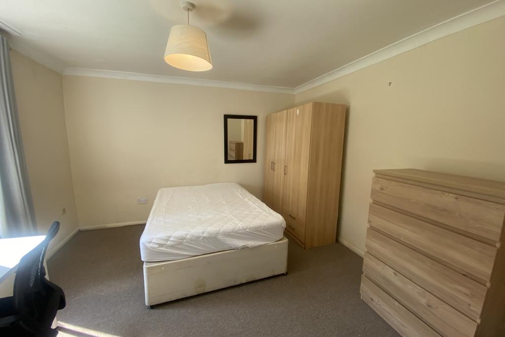 Bed 4