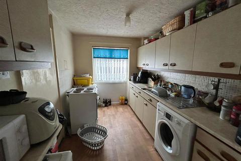 2 bedroom end of terrace house for sale, Didscourt, Hull, East Riding of Yorkshire, HU6 8BB