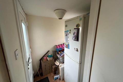 2 bedroom end of terrace house for sale, Didscourt, Hull, East Riding of Yorkshire, HU6 8BB