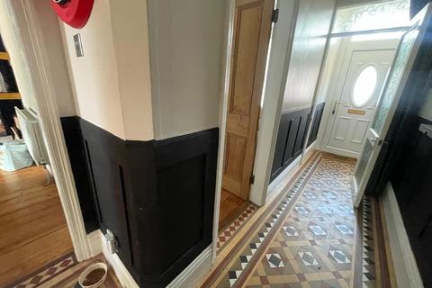 4 bedroom end of terrace house for sale, Outwoods Street, Horninglow, Burton-on-Trent, DE14