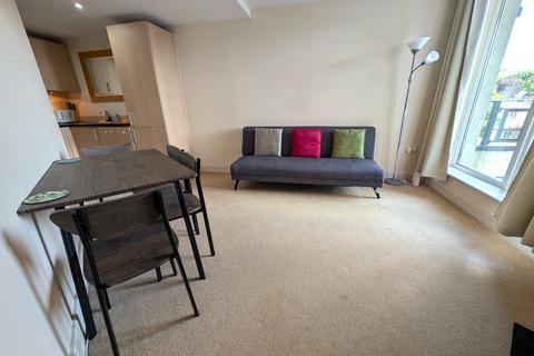 87 Greyhound Hill, Hendon, London, NW4