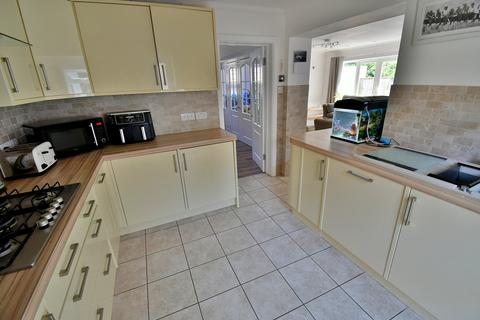 4 bedroom bungalow for sale, Elm Tree Walk, West Parley, Ferndown, BH22