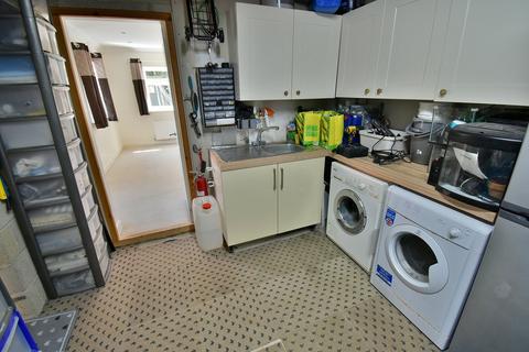 4 bedroom bungalow for sale, Elm Tree Walk, West Parley, Ferndown, BH22