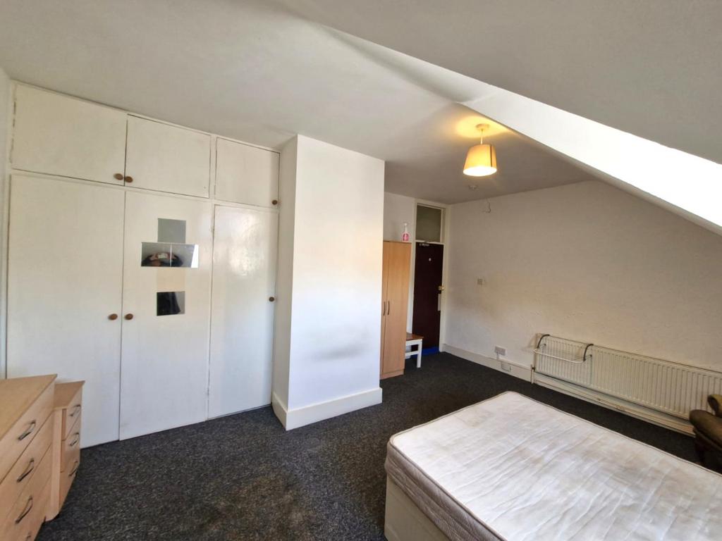 Room 6