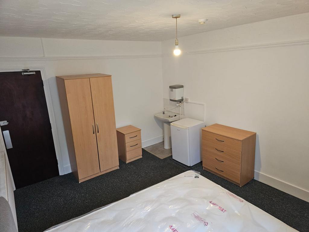 Room 8