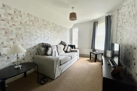 1 bedroom flat to rent, Shields Road, Gateshead, NE10
