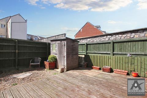 3 bedroom end of terrace house for sale, Wooler Road, BS23 3AR
