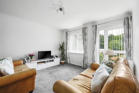 2 bedroom flat for sale, Osbern Close, Bexhill-On-Sea