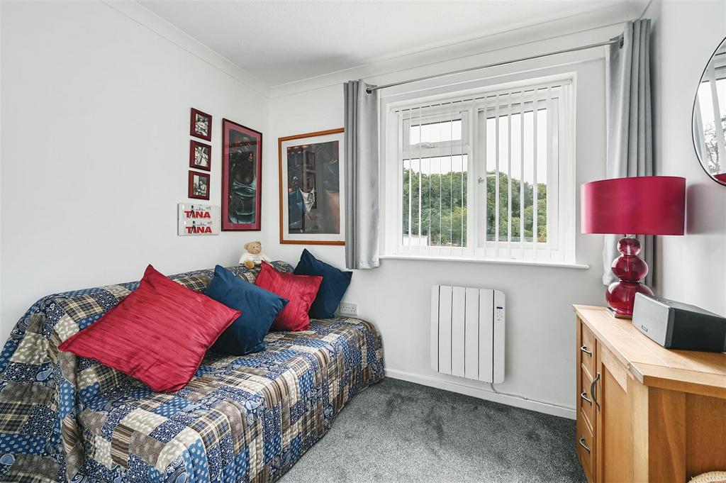 12 CHICHESTER COURT (5).jpg