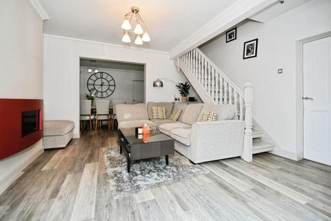 332 Fox Hill Road, Sheffield, S6 1BN