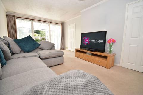 2 bedroom semi-detached bungalow for sale, Barnett Lane, Stourbridge DY8
