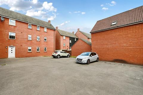 56 Appleton Drive, Basingstoke, RG24 9RX