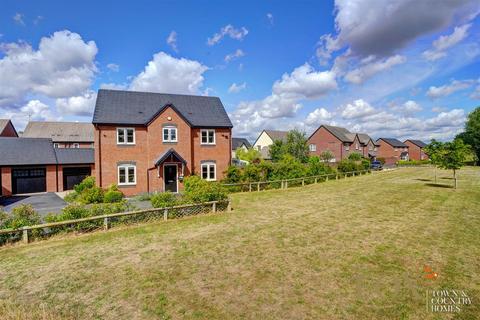 4 bedroom detached house for sale, Wessex Grove, Worcester WR5