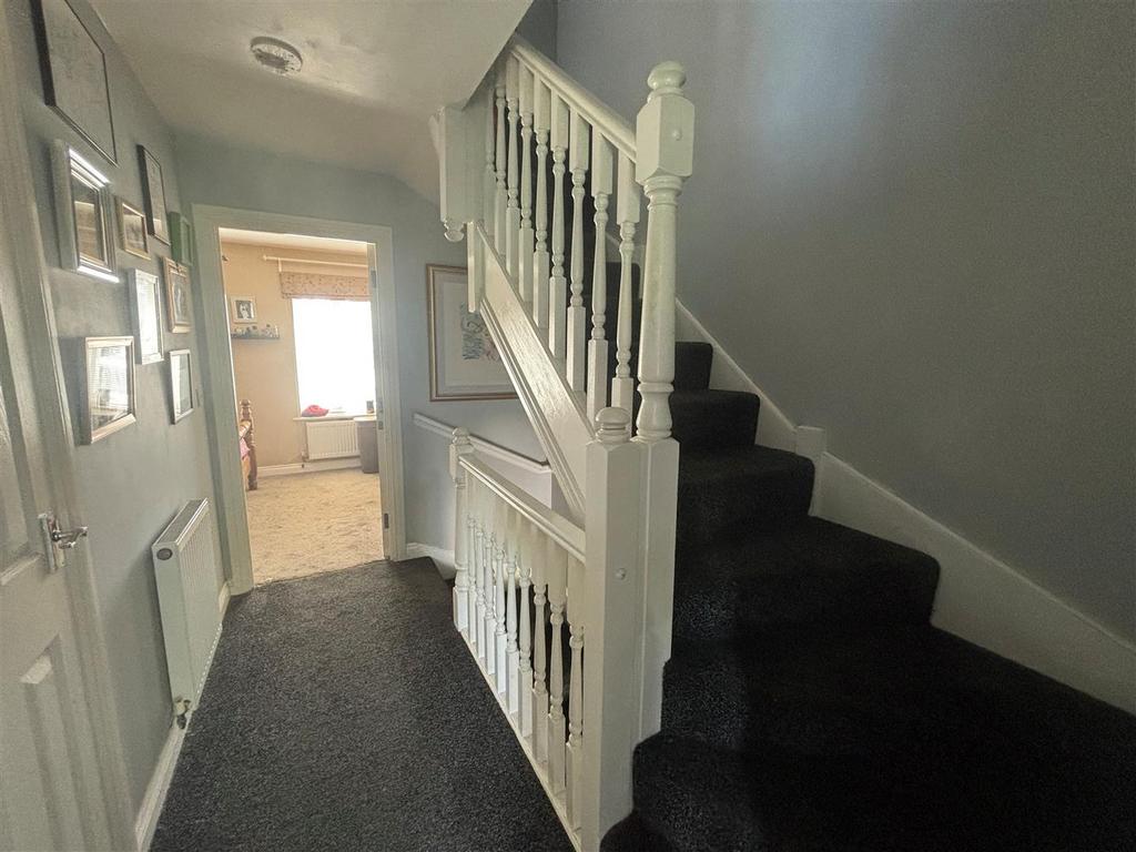 1st floor landing