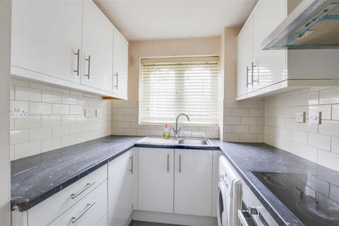 1 bedroom flat for sale, Waddington Close, Enfield
