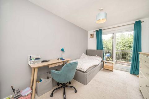 undefined, Coombe Lane West, Kingston Upon Thames KT2