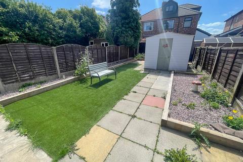 7 Belvedere Drive, Bredbury, Stockport, SK6 2EF