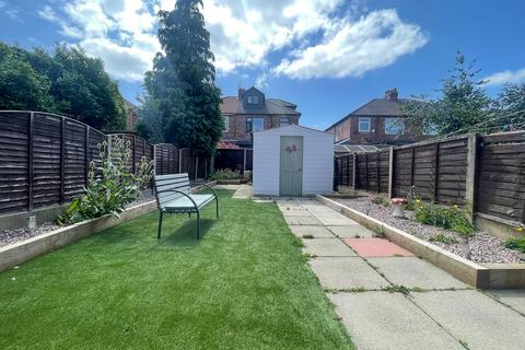 7 Belvedere Drive, Bredbury, Stockport, SK6 2EF
