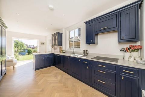 4 bedroom semi-detached house for sale, Selsdon Road, London SE27