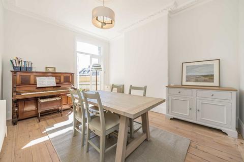 4 bedroom semi-detached house for sale, Selsdon Road, London SE27