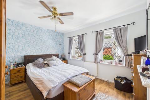 3 bedroom semi-detached house for sale, Springfield Road, Ashford, Surrey, TW15