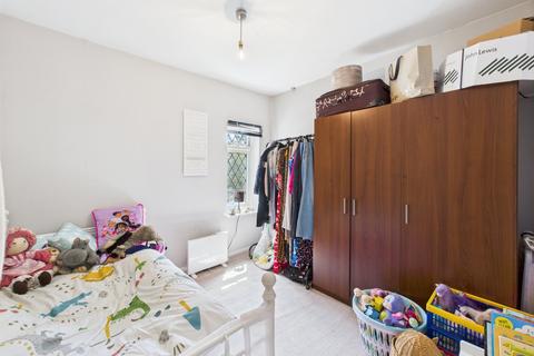3 bedroom semi-detached house for sale, Springfield Road, Ashford, Surrey, TW15