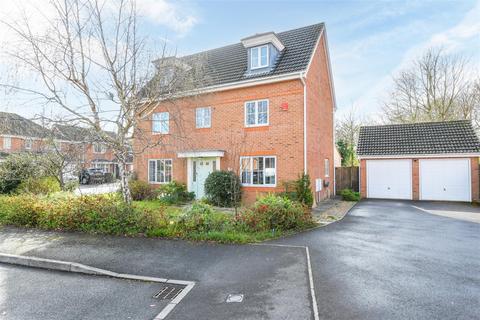 24 Castell Close, Hilperton, Trowbridge, BA14 7UJ
