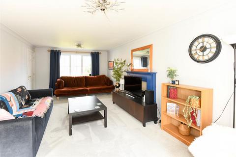 24 Castell Close, Hilperton, Trowbridge, BA14 7UJ