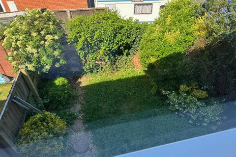 1 Saxon Drive, Trowbridge, BA14 7PX