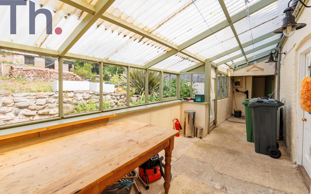 Lean-To