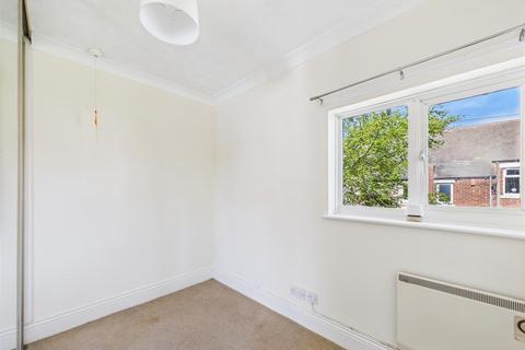 2 bedroom apartment for sale, Village Court, Whitley Bay
